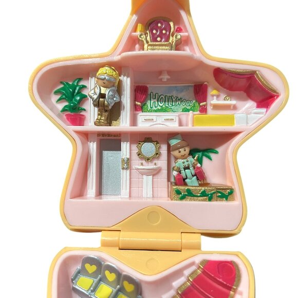 Vintage Polly Pocket Hollywood Star Hotel 1992 Bluebird Complete Compact Playset - Picture 3 of 9